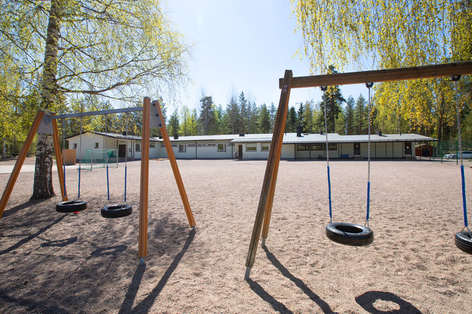 Koskenkylän koulu ja Sävträsk skola